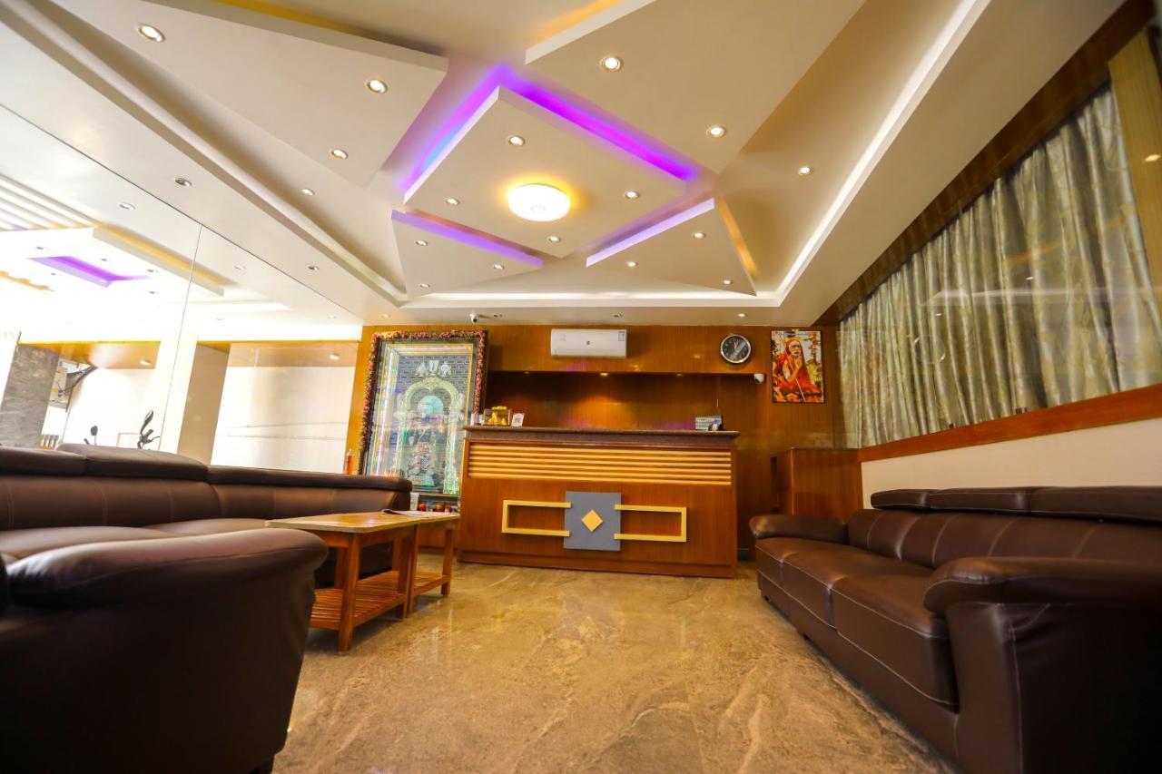 Nitheesh Residency Otel Kanchipuram Dış mekan fotoğraf