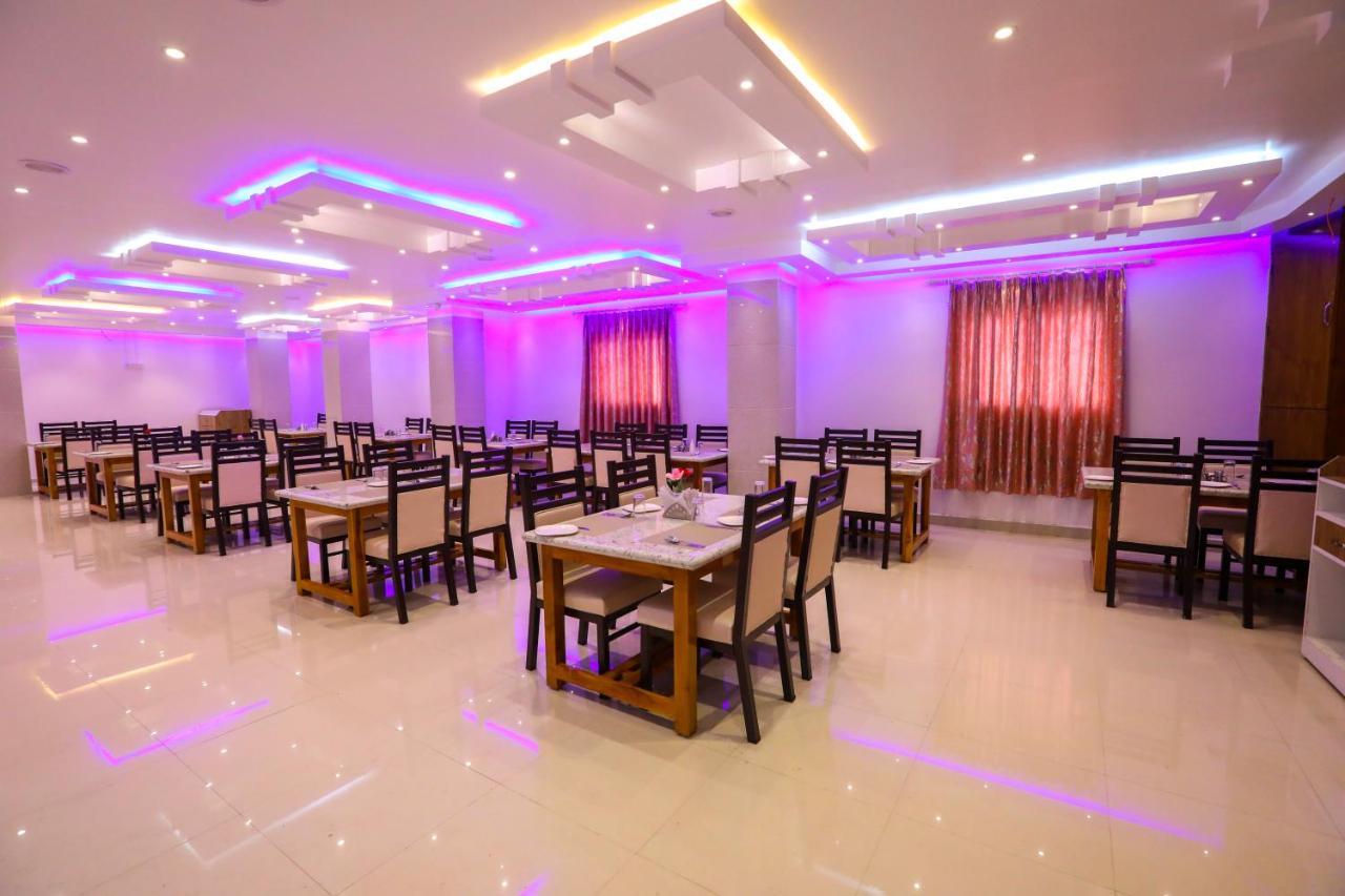 Nitheesh Residency Otel Kanchipuram Dış mekan fotoğraf