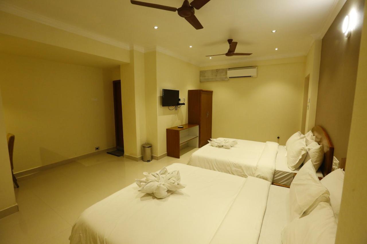 Nitheesh Residency Otel Kanchipuram Dış mekan fotoğraf