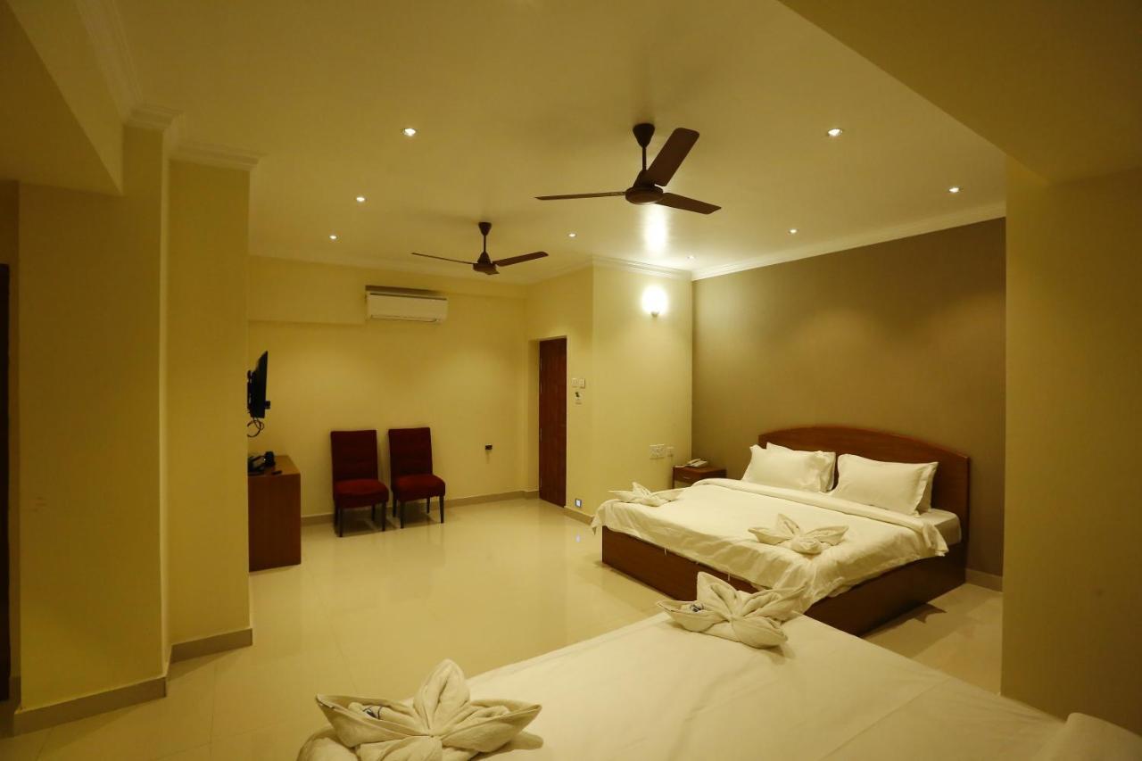 Nitheesh Residency Otel Kanchipuram Dış mekan fotoğraf