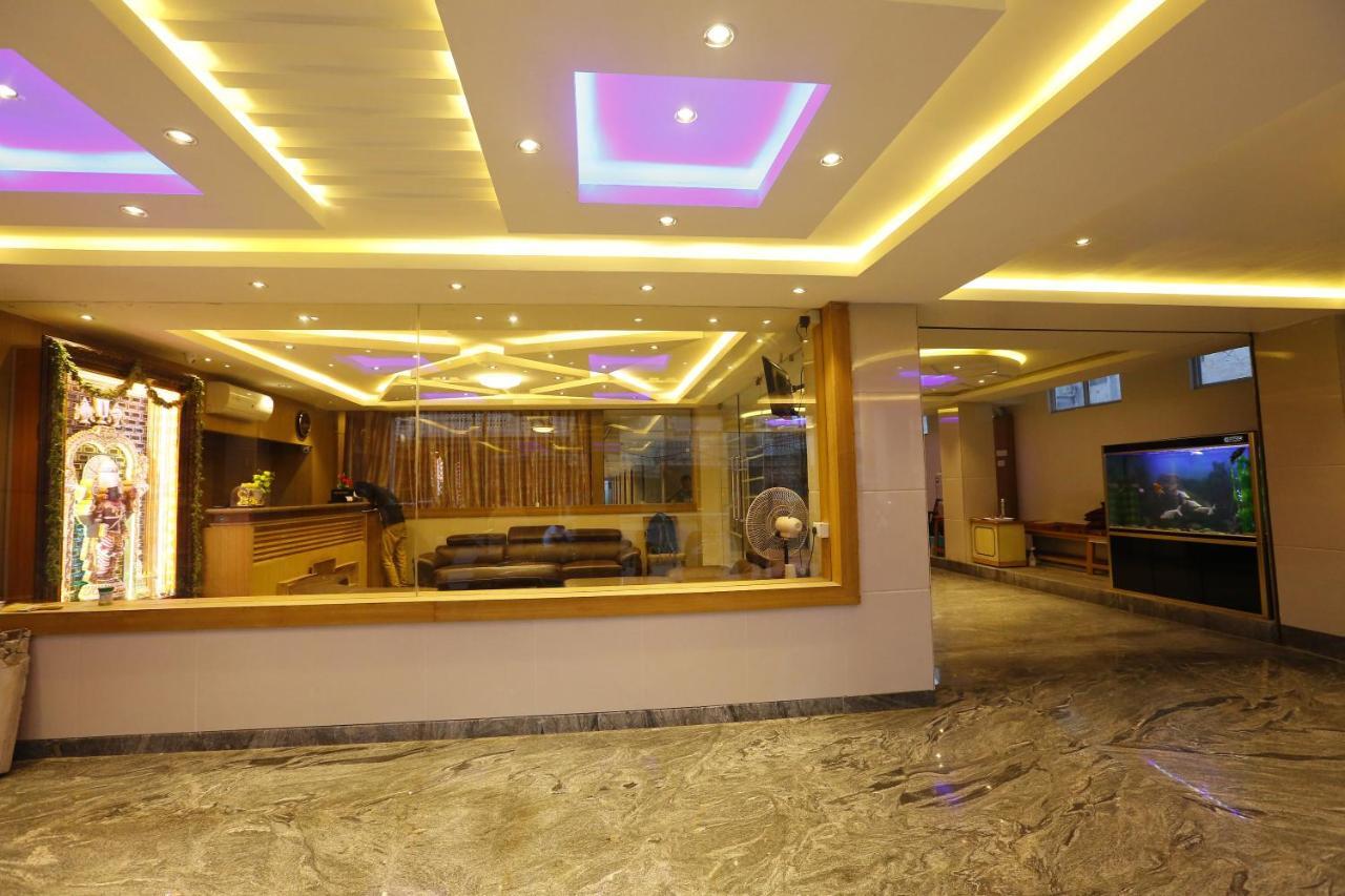 Nitheesh Residency Otel Kanchipuram Dış mekan fotoğraf