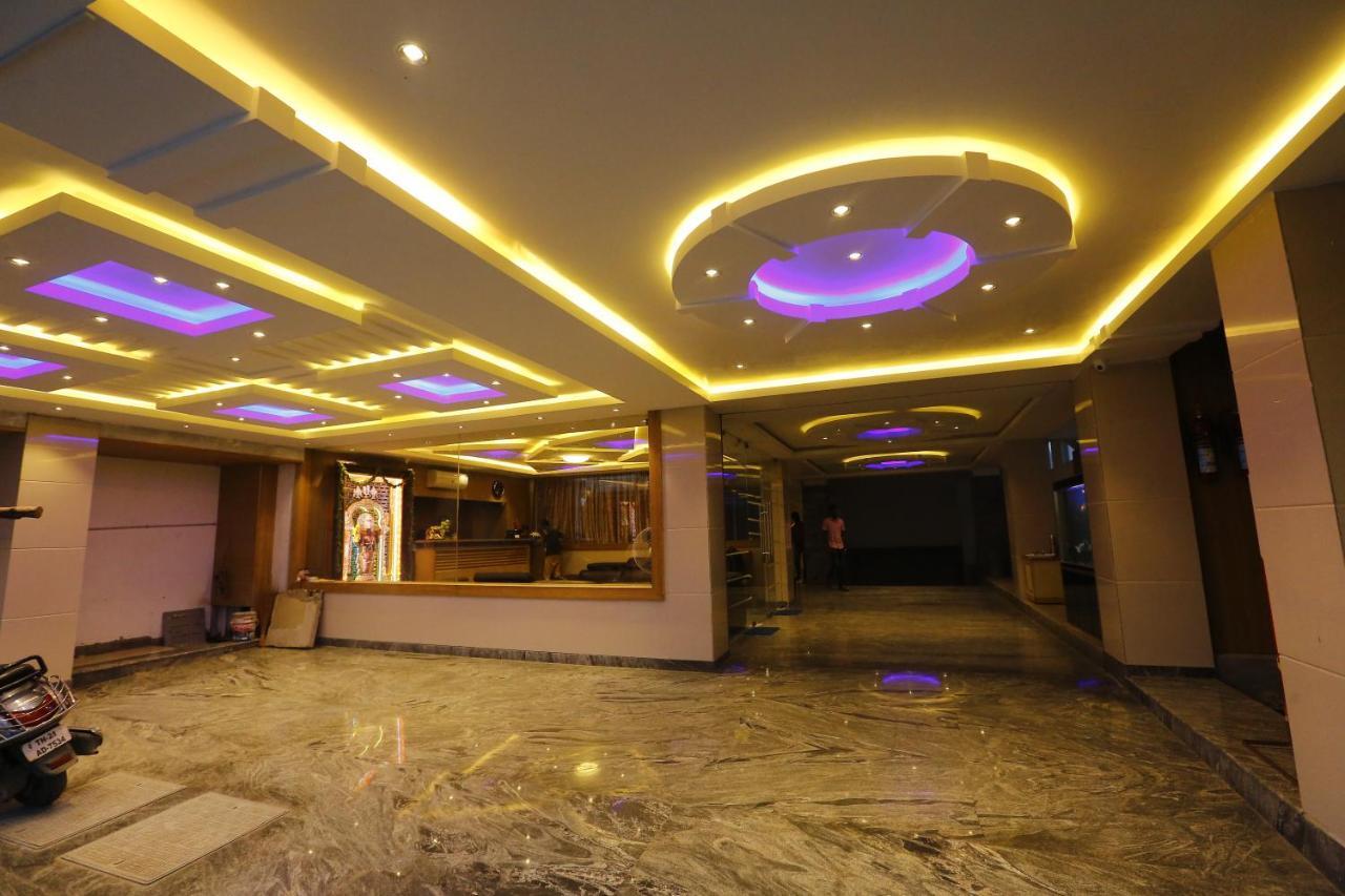 Nitheesh Residency Otel Kanchipuram Dış mekan fotoğraf